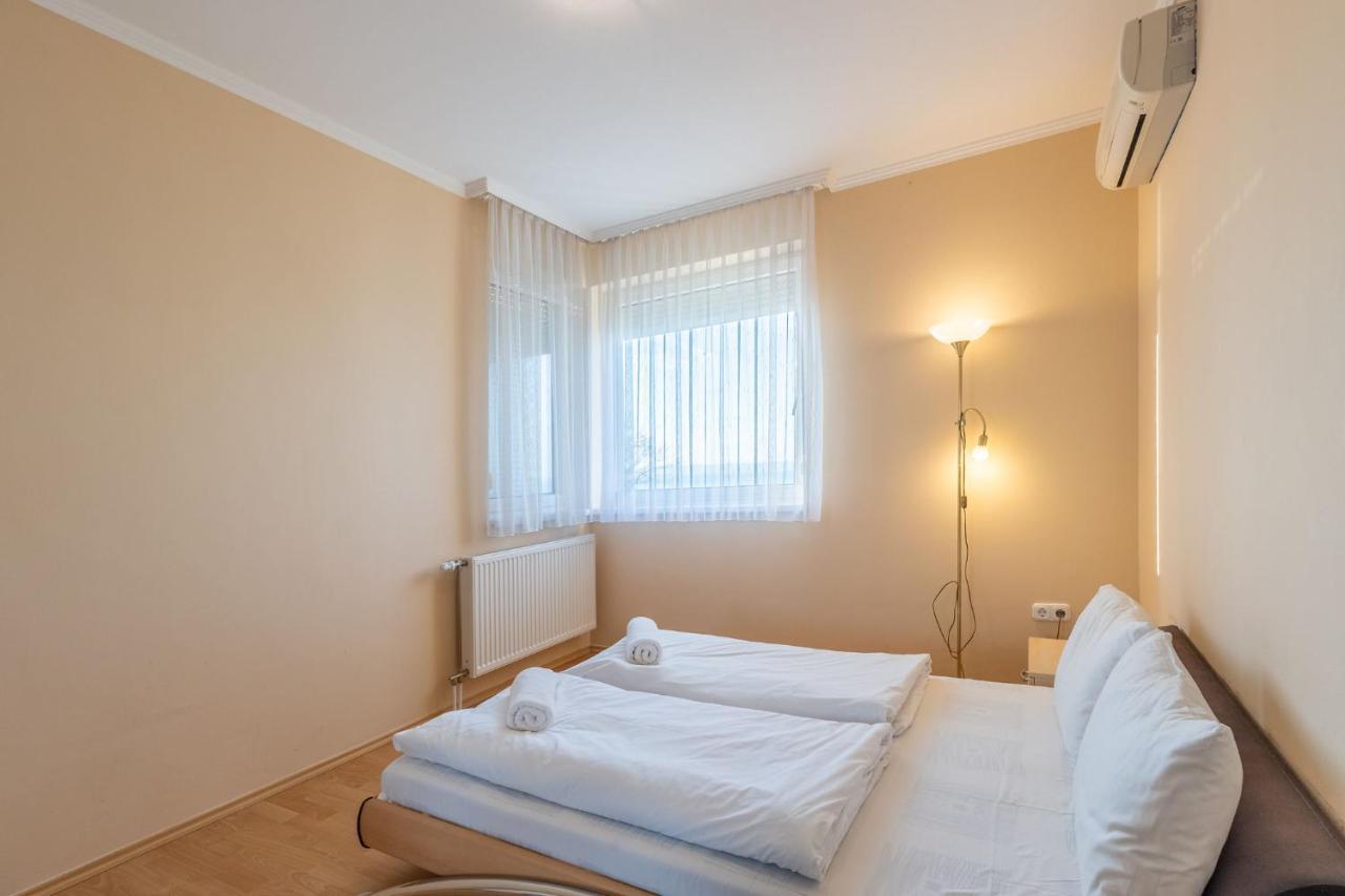 Kek Hullam Apartman By Bltn Apartment Siófok Exterior foto